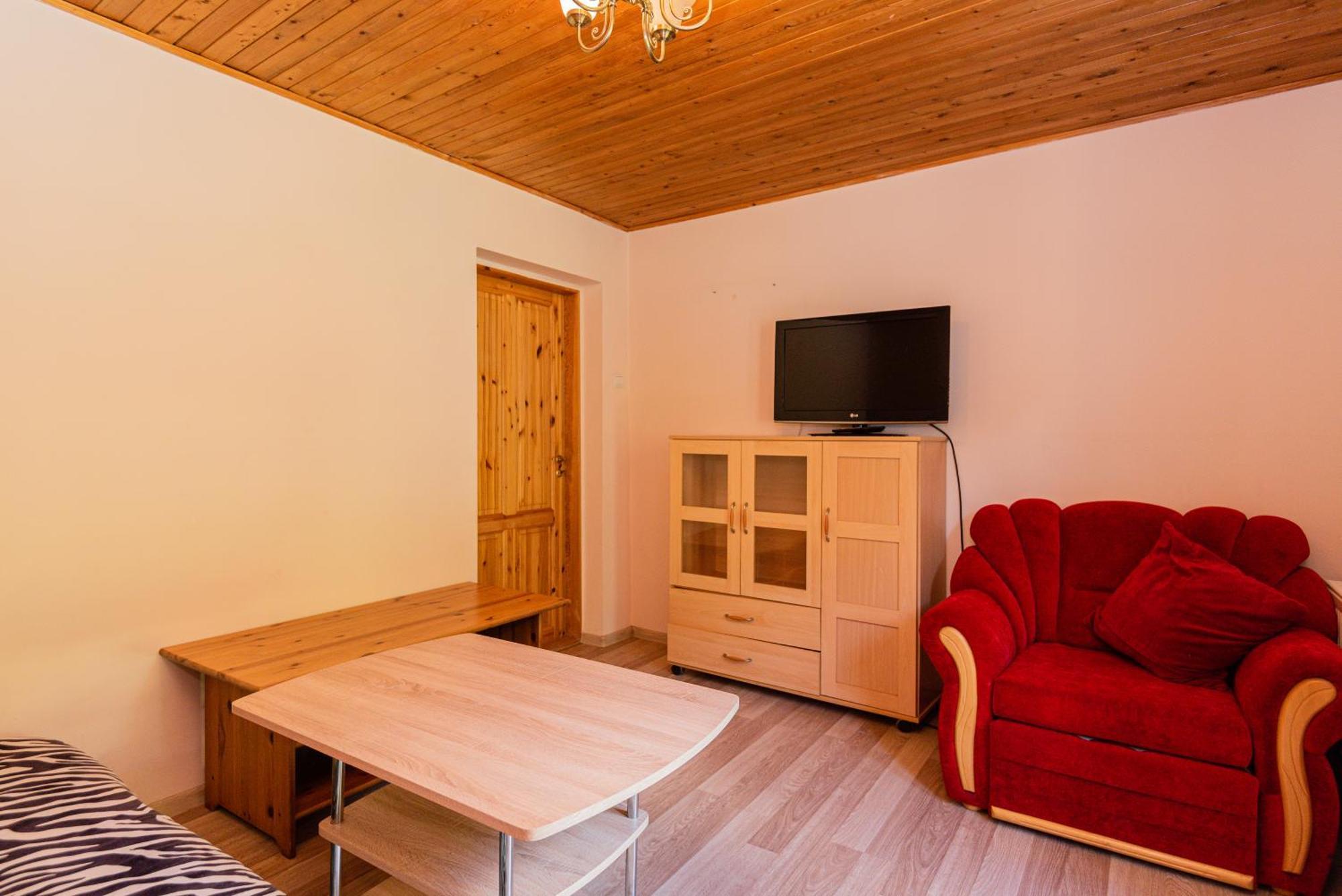 Viski Vila Hotel Palanga Quarto foto